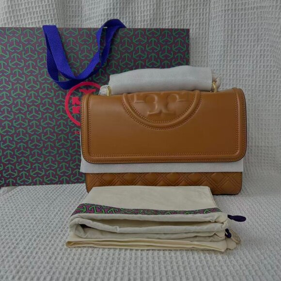 NEW TORY BURCH Fleming Convertible Shoulder Bag - Picture 2 of 11